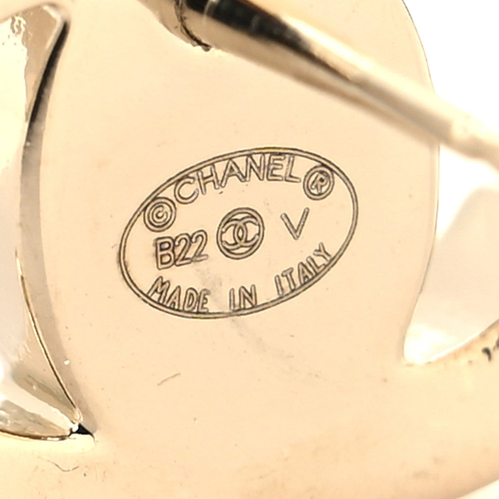 Metal CC Turnlock Earrings Gold