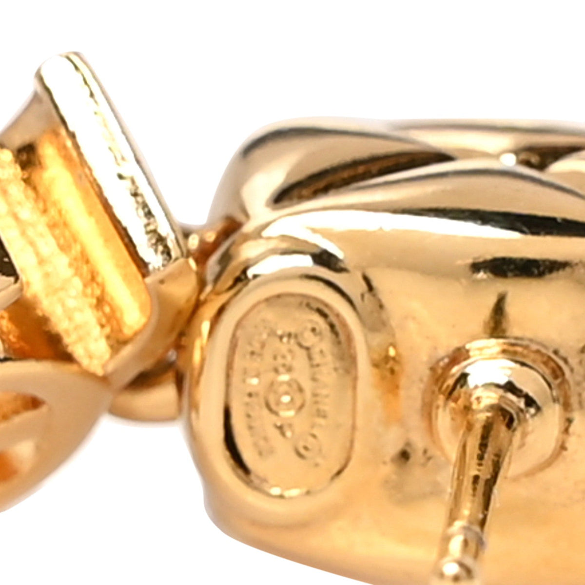 Metal CC Drop Earrings Gold