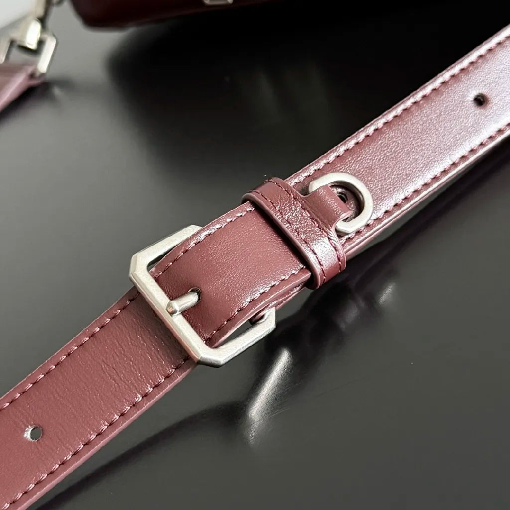 BV 25 Small Intrecciato Camera Bag 24.5cm Barolo  Cowhide HW
