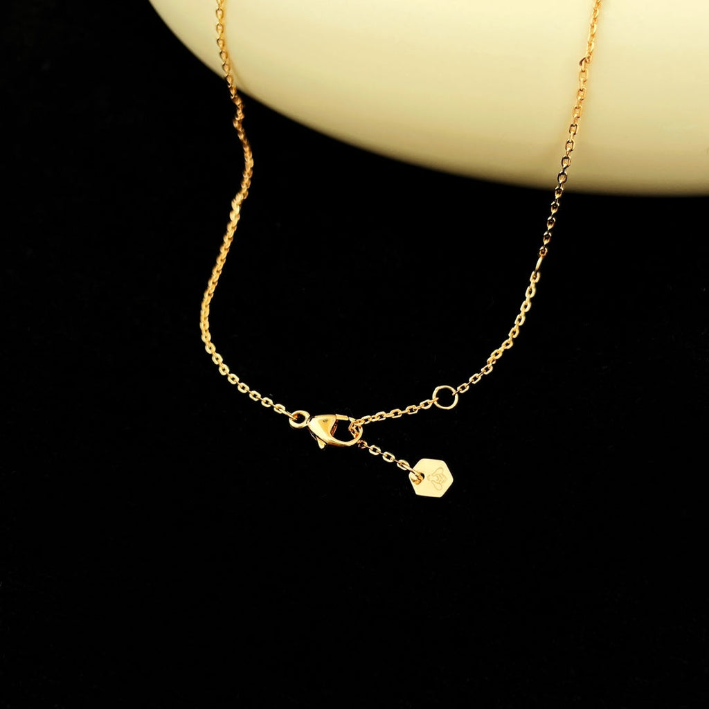 BEE MINI PEDANT ZIRCONIA NECKLACE