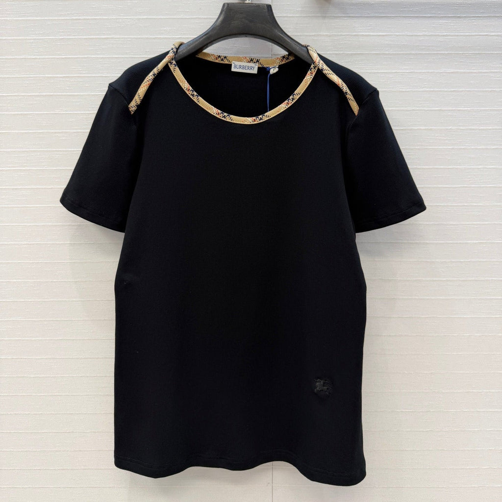 Burberry Short-sleeved T-shirt Black in Polyester 376661