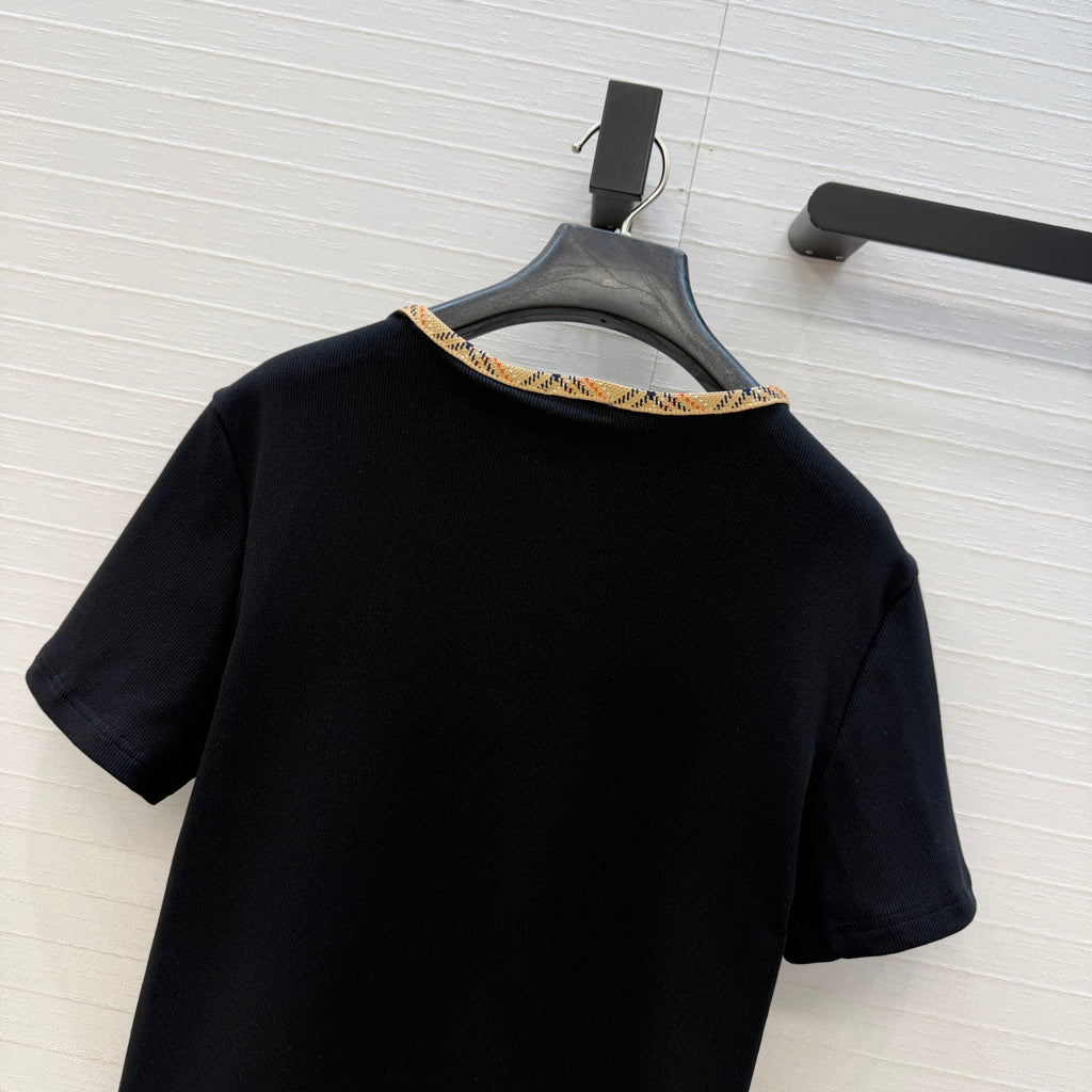 Burberry Short-sleeved T-shirt Black in Polyester 376661