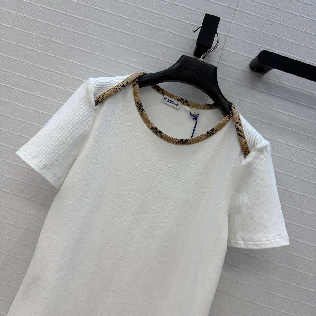 Burberry Short-sleeved T-shirt White in Polyester 376658