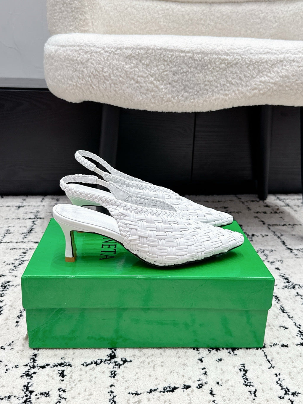 BV 26ss Intrecciato Slingback Heels 5.5cm White Woven Leather 858420