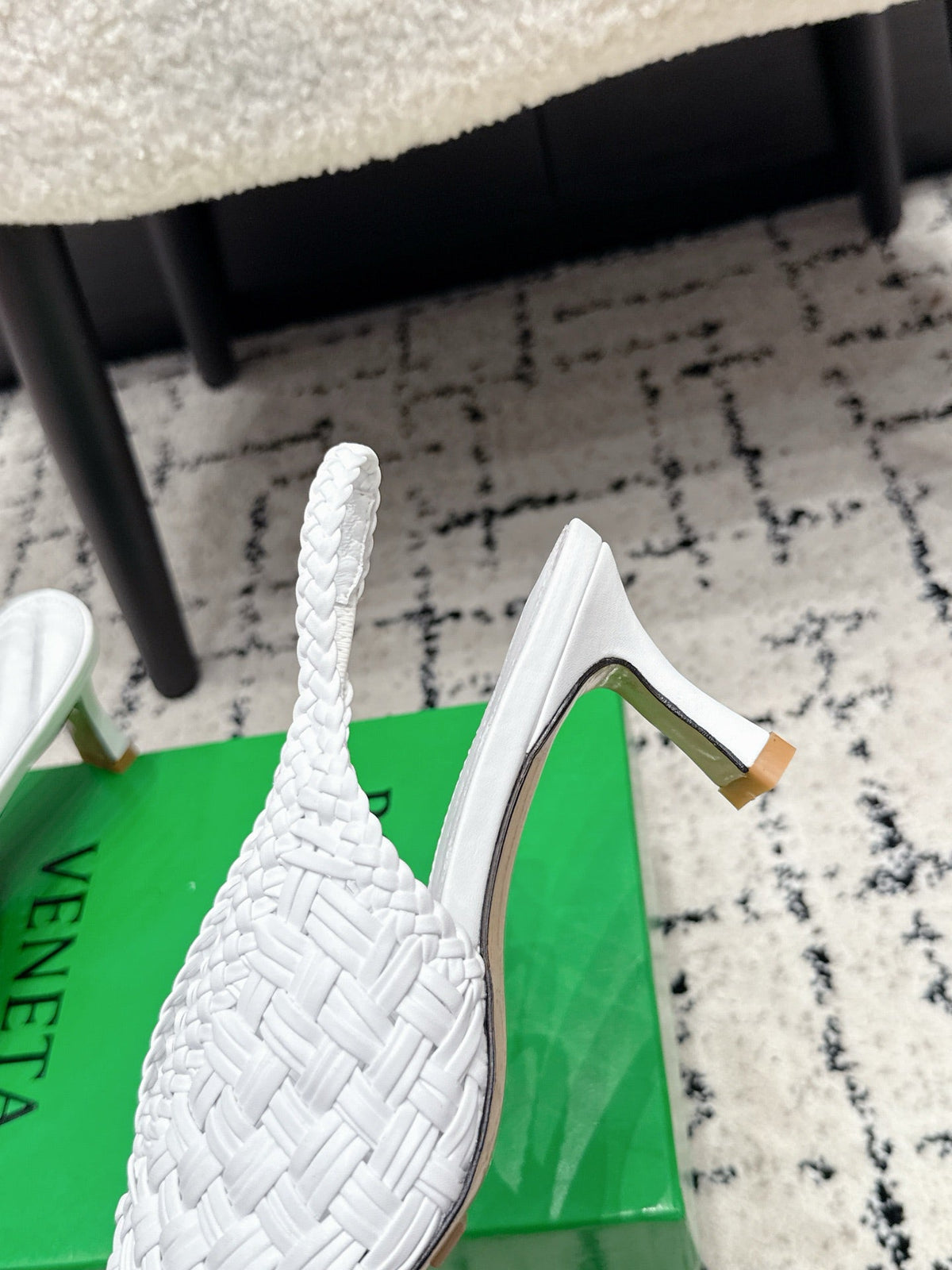 BV 26ss Intrecciato Slingback Heels 5.5cm White Woven Leather 858420
