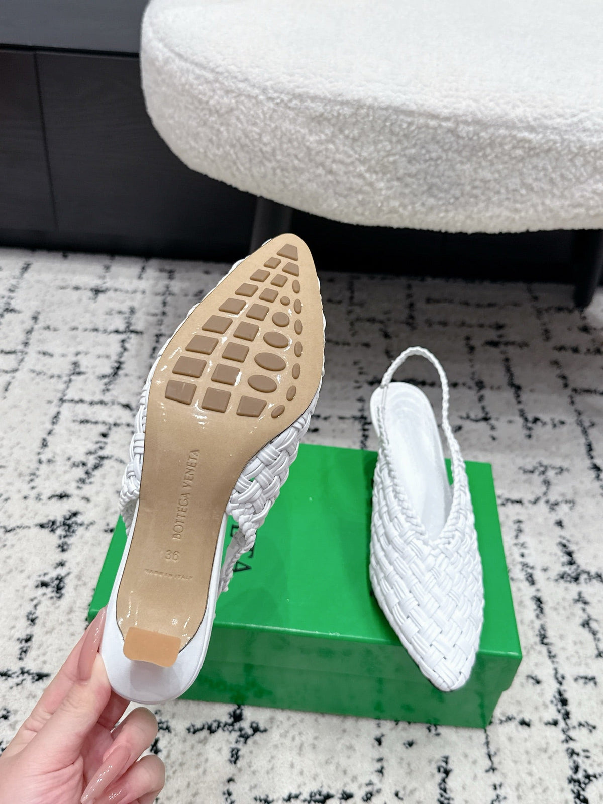 BV 26ss Intrecciato Slingback Heels 5.5cm White Woven Leather 858420
