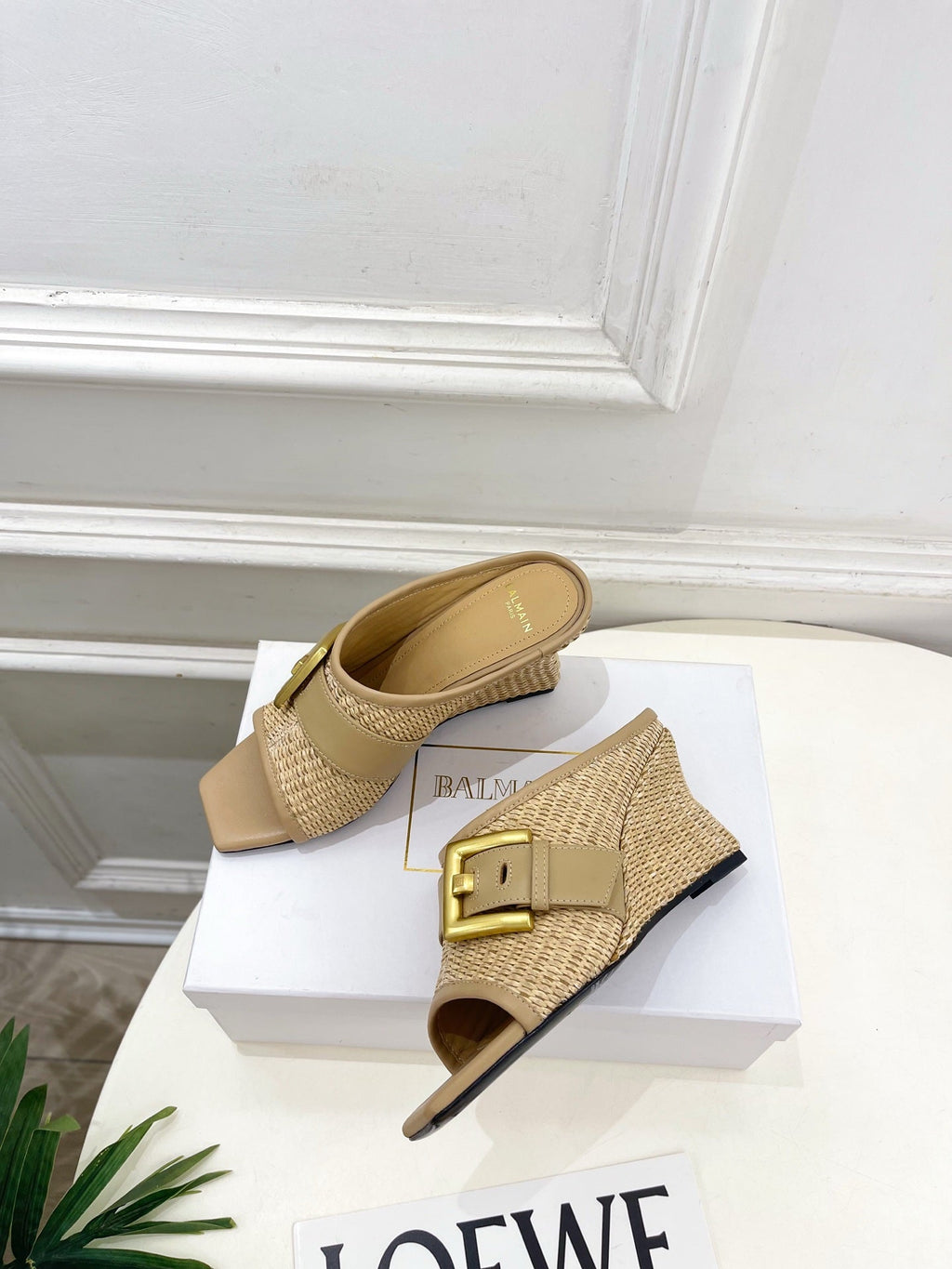BM Anthem Buckle Wedge Mules 7.5cm Beige Woven Leather 892305