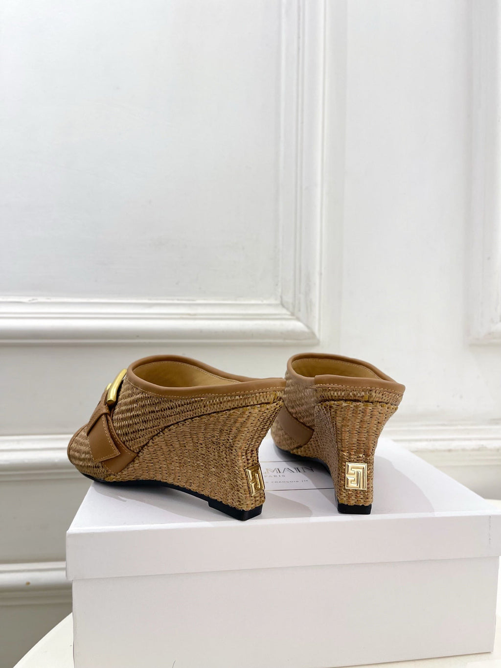BM Anthem Buckle Wedge Mules 7.5cm Brown Woven Leather 892304