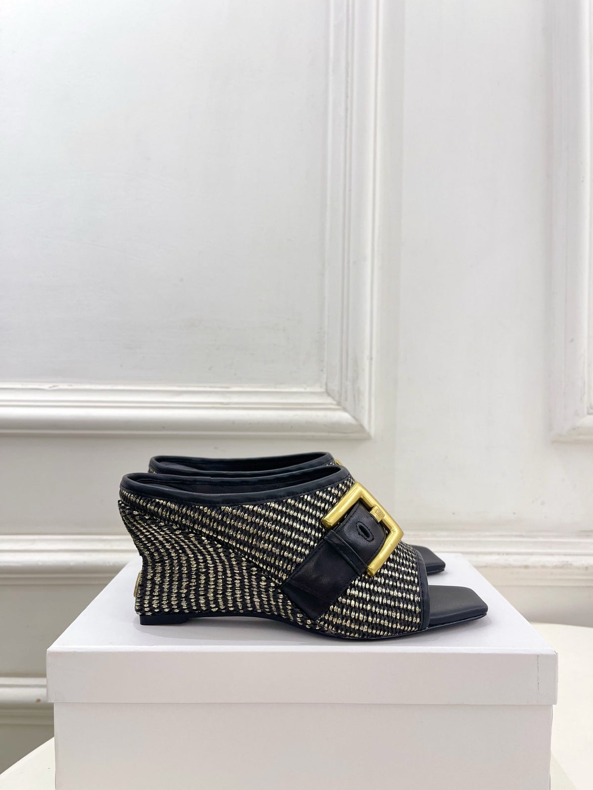 BM Anthem Buckle Wedge Mules 7.5cm Black Woven Leather 892303