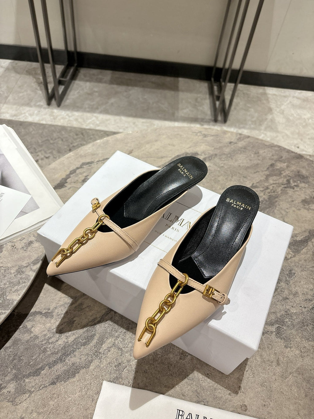 BM 26 Sync Chain Mules Beige Calfskin Leather 888585