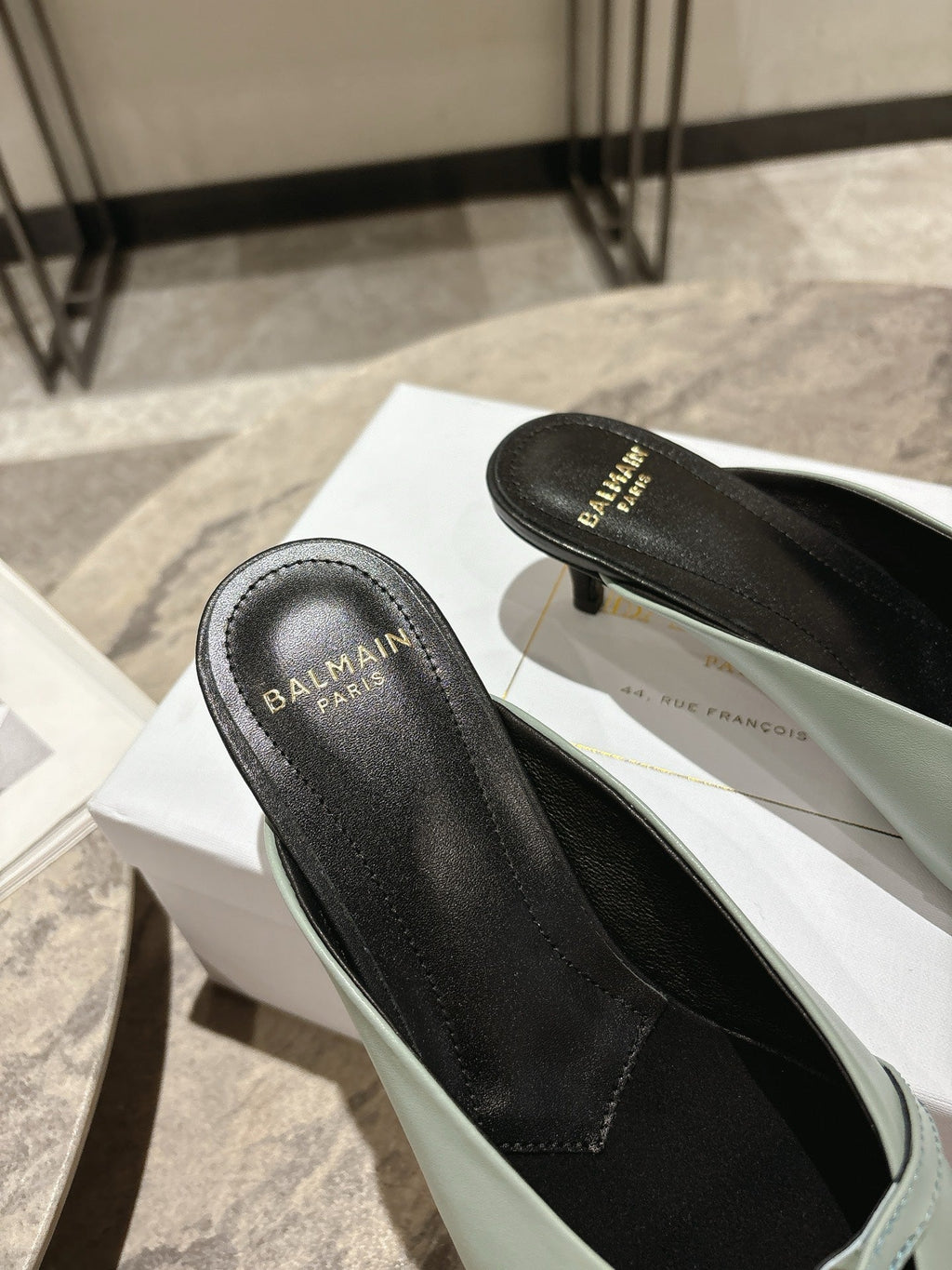 BM 26 Sync Chain Mules Light Green Calfskin Leather 888584