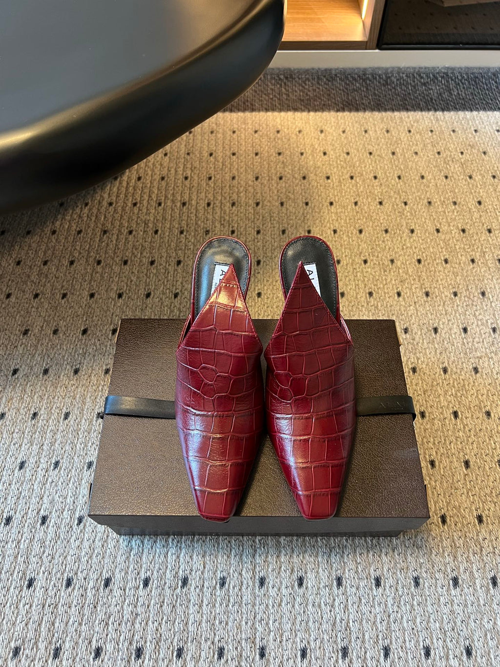 Alaia Croc-Embossed Pointed Toe Mules 10cm Red Cowhide