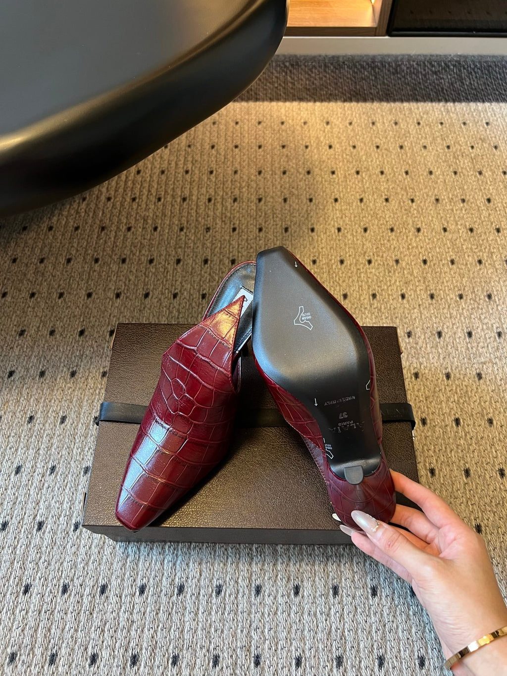 Alaia Croc-Embossed Pointed Toe Mules 10cm Red Cowhide