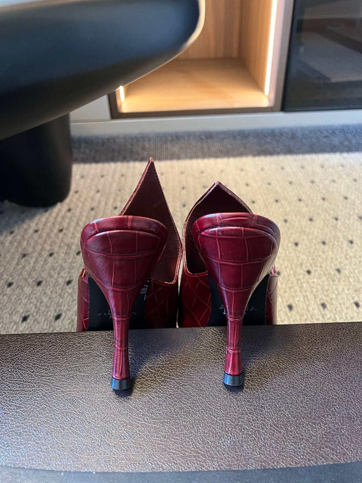 Alaia Croc-Embossed Pointed Toe Mules 10cm Red Cowhide