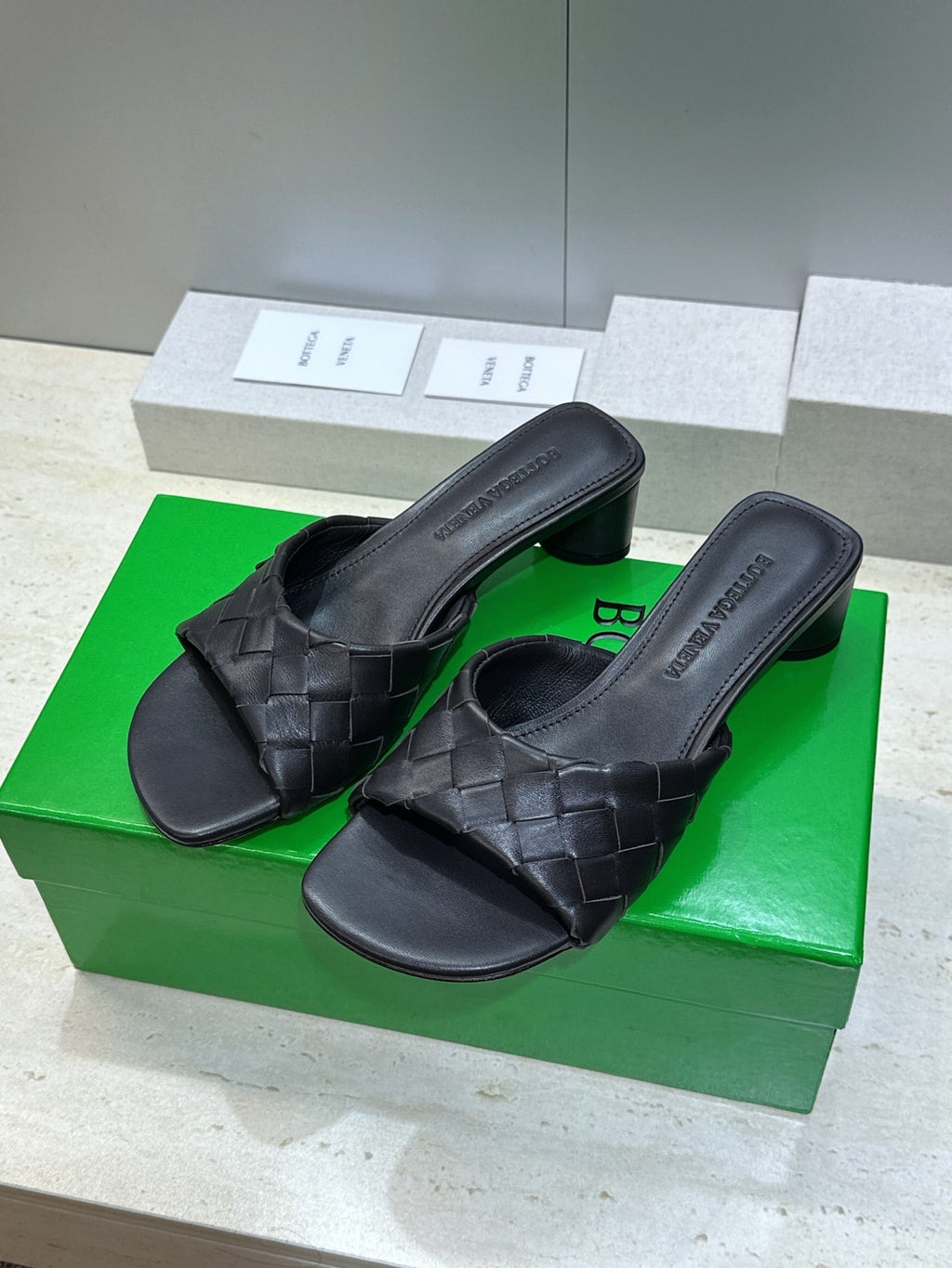 BV 26s Blink Intrecciato Mules 4.5cm Black Leather 896571