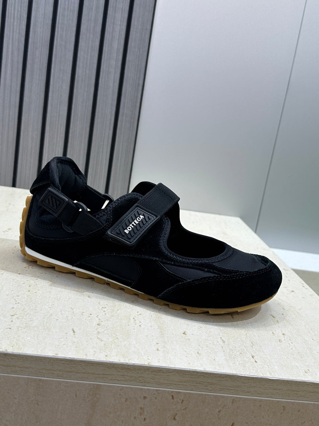 BV 26s Orbit Flash Mary Jane Black Suede 8873254