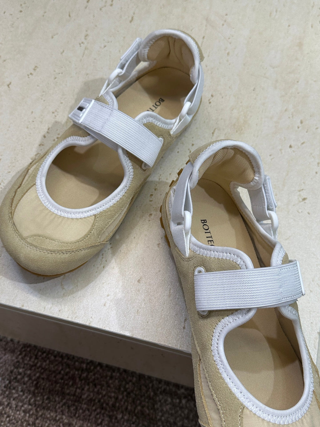 BV 26s Orbit Flash Mary Jane Beige Suede 8873253