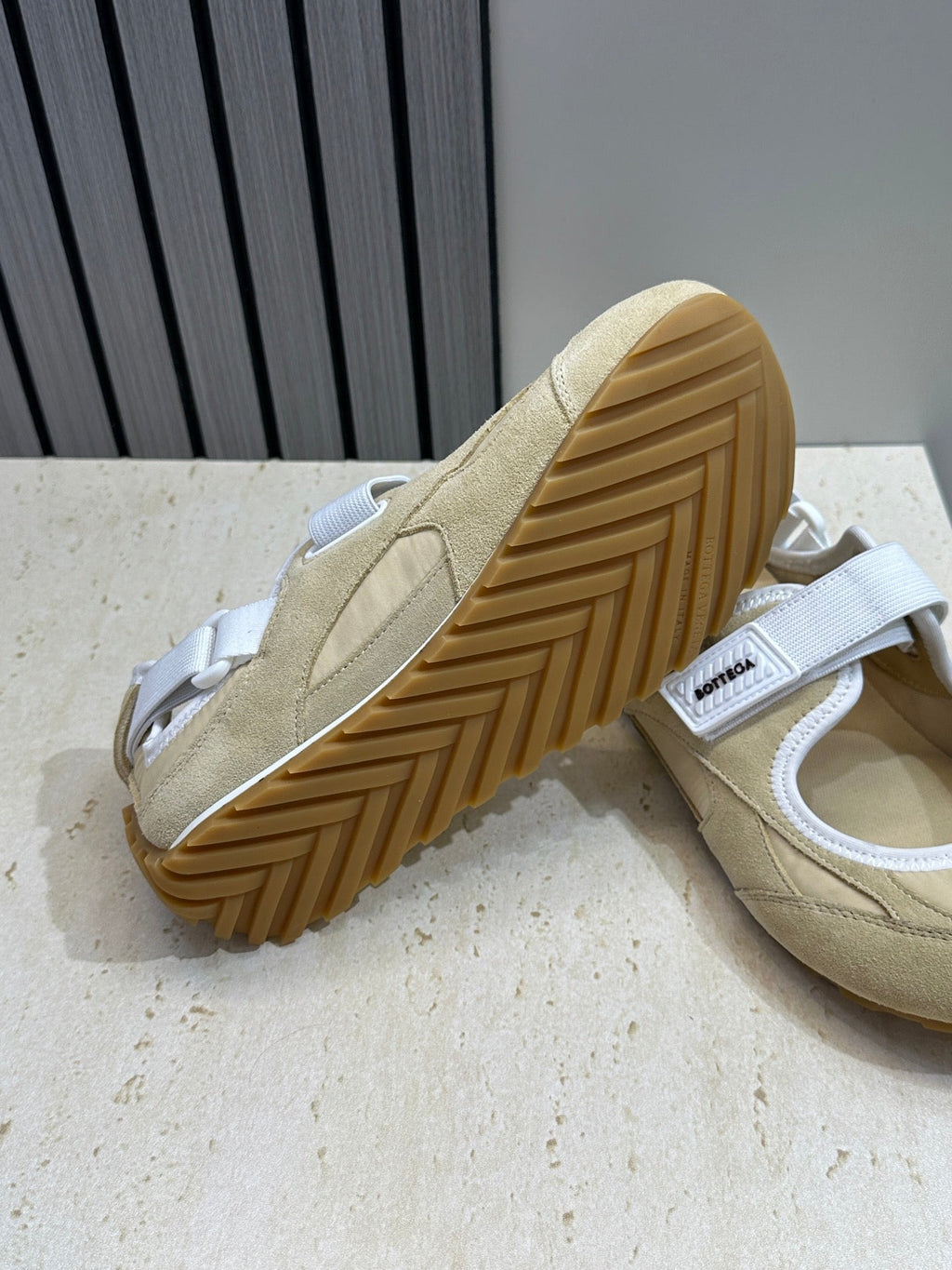 BV 26s Orbit Flash Mary Jane Beige Suede 8873253
