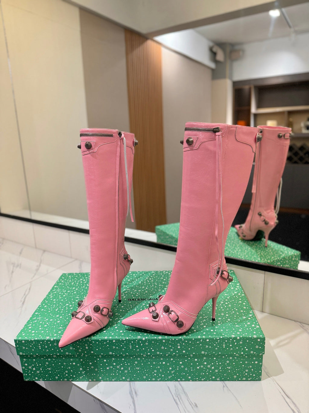 BLC Cagole Knee-High Boots 9.5cm Pink Leather 985498