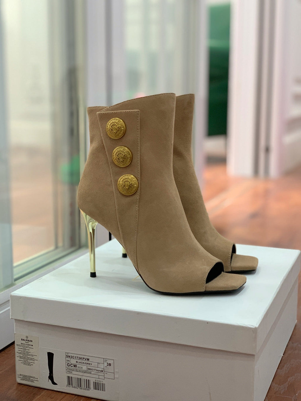 BM 26S Roni Ankle Boots 10.5cm Gold Buttons Silver Metallic Leather 111333