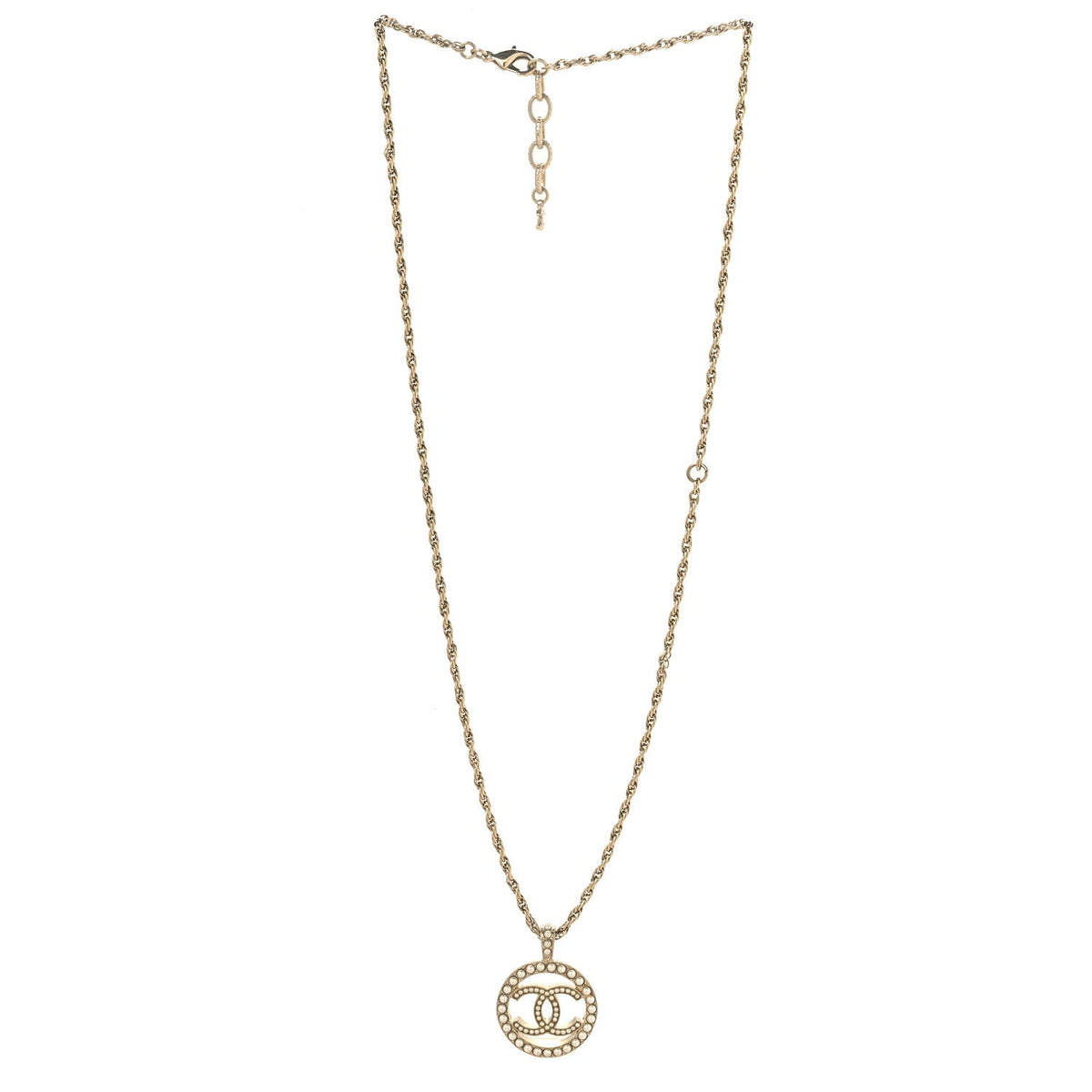 Pearl CC Round Pendant Necklace Gold