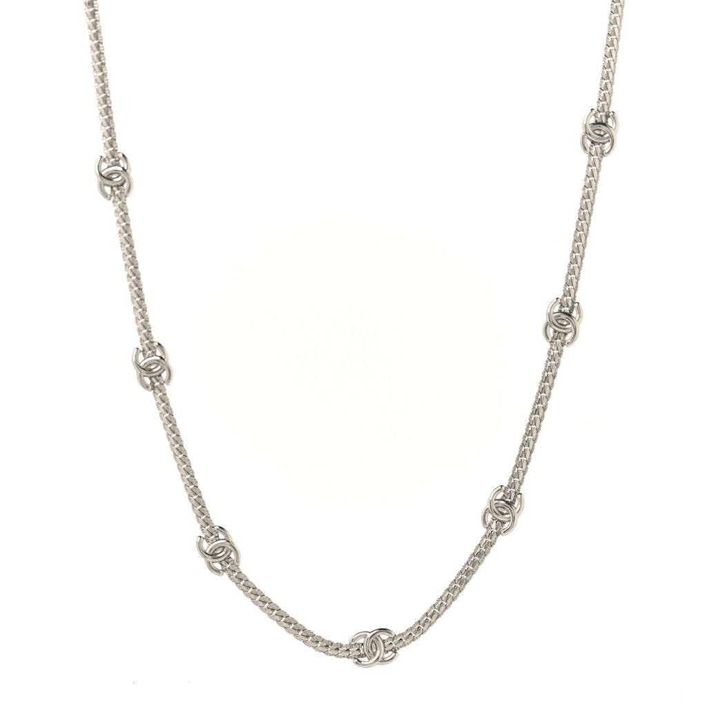 Metal CC Short Chain Necklace Silver