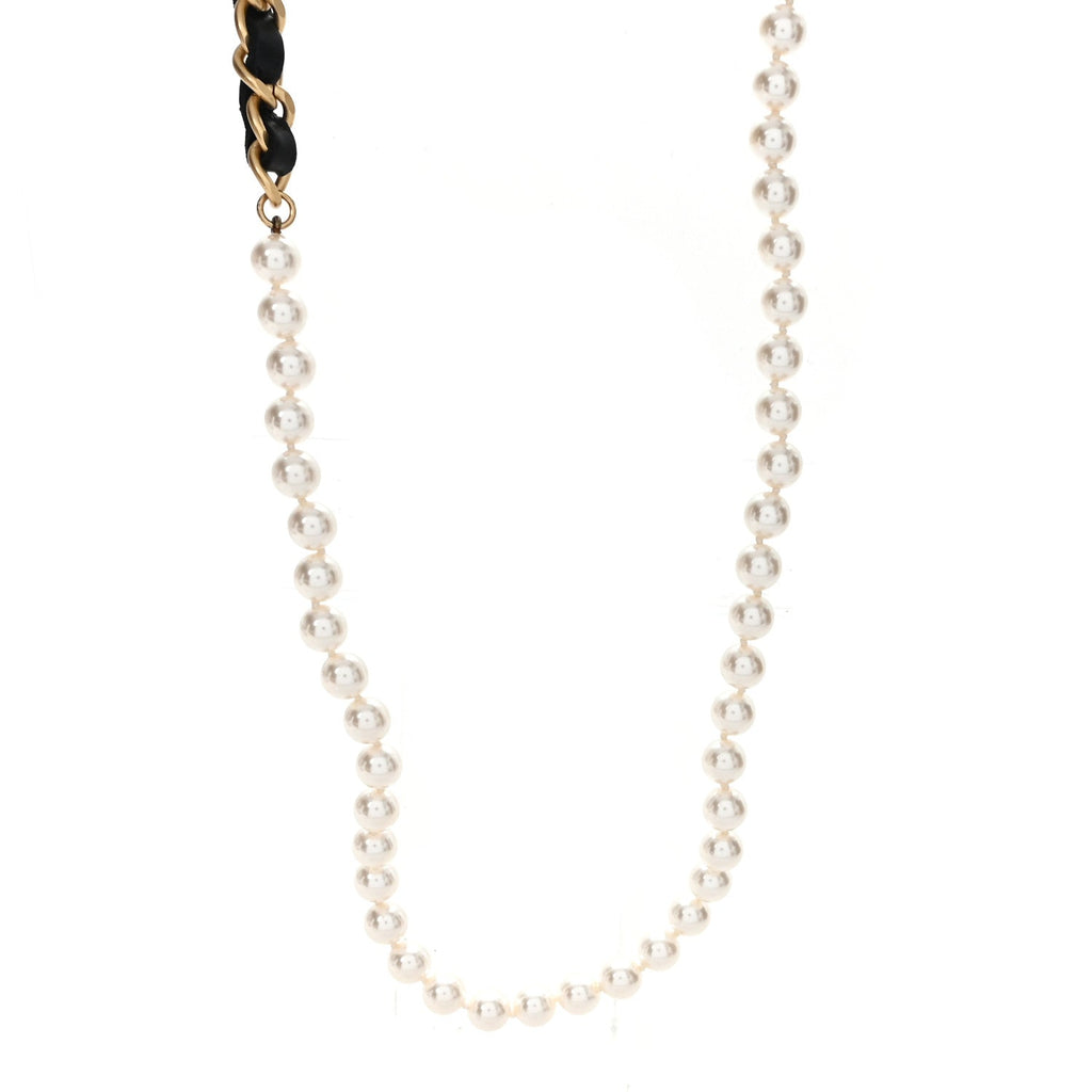 Calfskin Pearl Chain 90's Camellia Long Necklace Black Gold