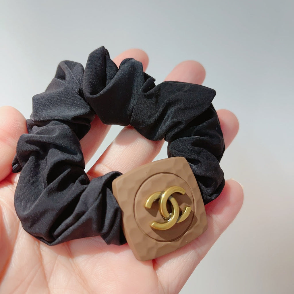BLACK MIX CAMEL BROWN WRINKLED FABRIC SCRUNCHIE 875870
