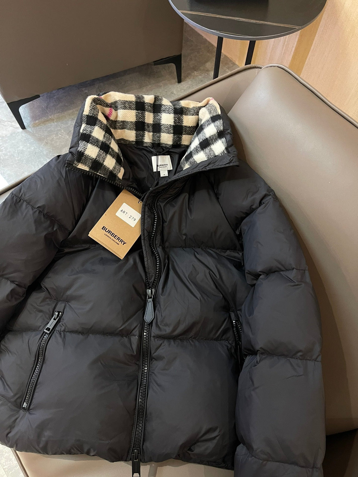 Burberry 25 Short Jacket Black Down Nylon