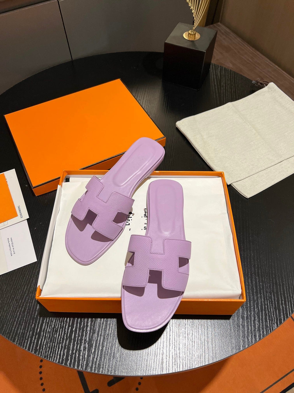 0RAN SANDAL Leather Lavender