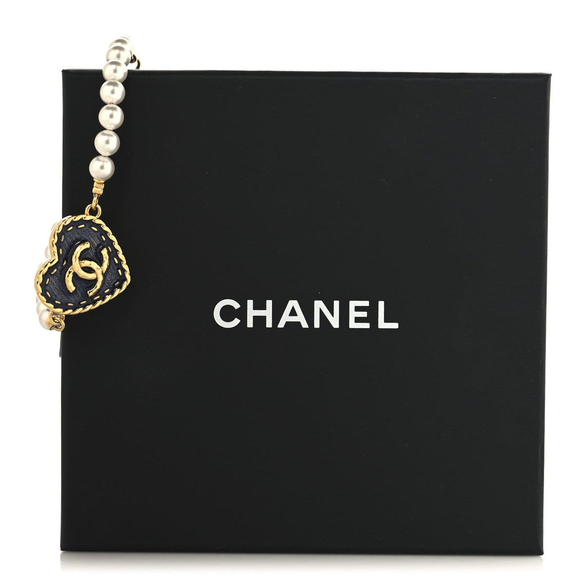 Metal Denim CC Heart Bracelet Gold Blue Pearly White