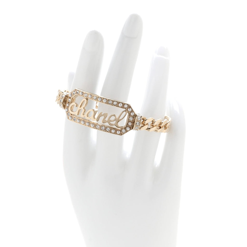 Crystal Pearl Logo Cuff Bracelet Gold