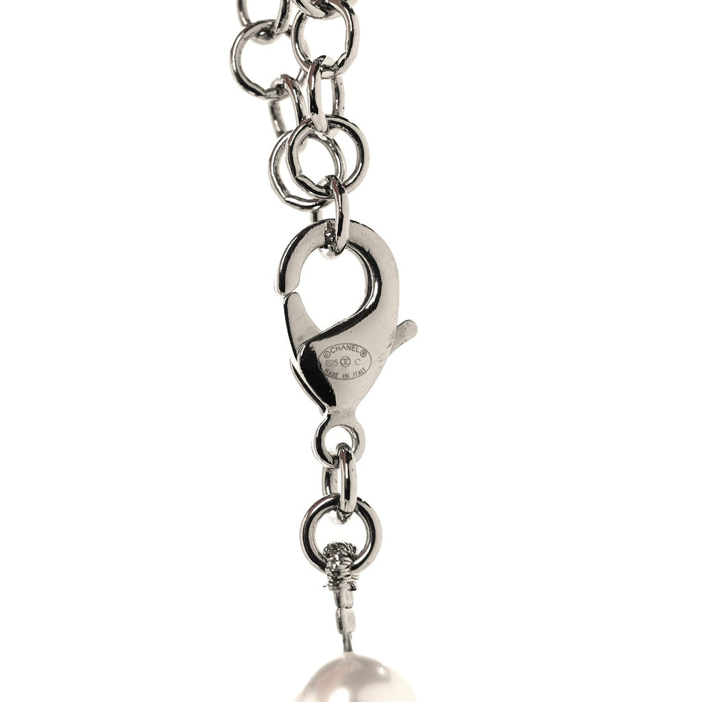 Pearl Resin CC Choker Necklace Pearly White Silver