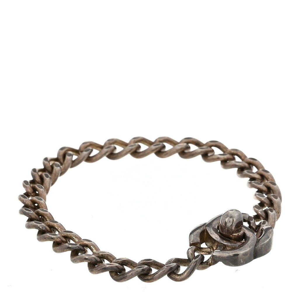 Metal CC Turnlock Bracelet Silver