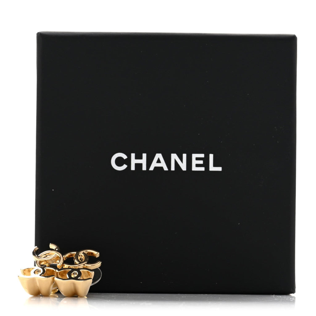 CC Turnlock Drop Earrings Gold