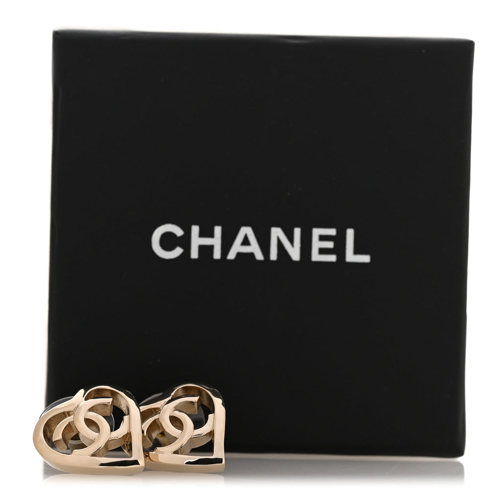 Metal CC Heart Coco In Love Earrings Gold
