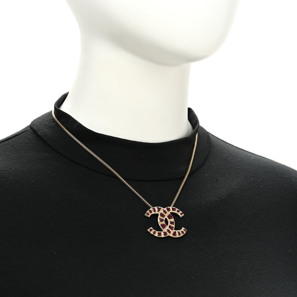 Resin Along The Nile CC Pendant Necklace Gold Purple