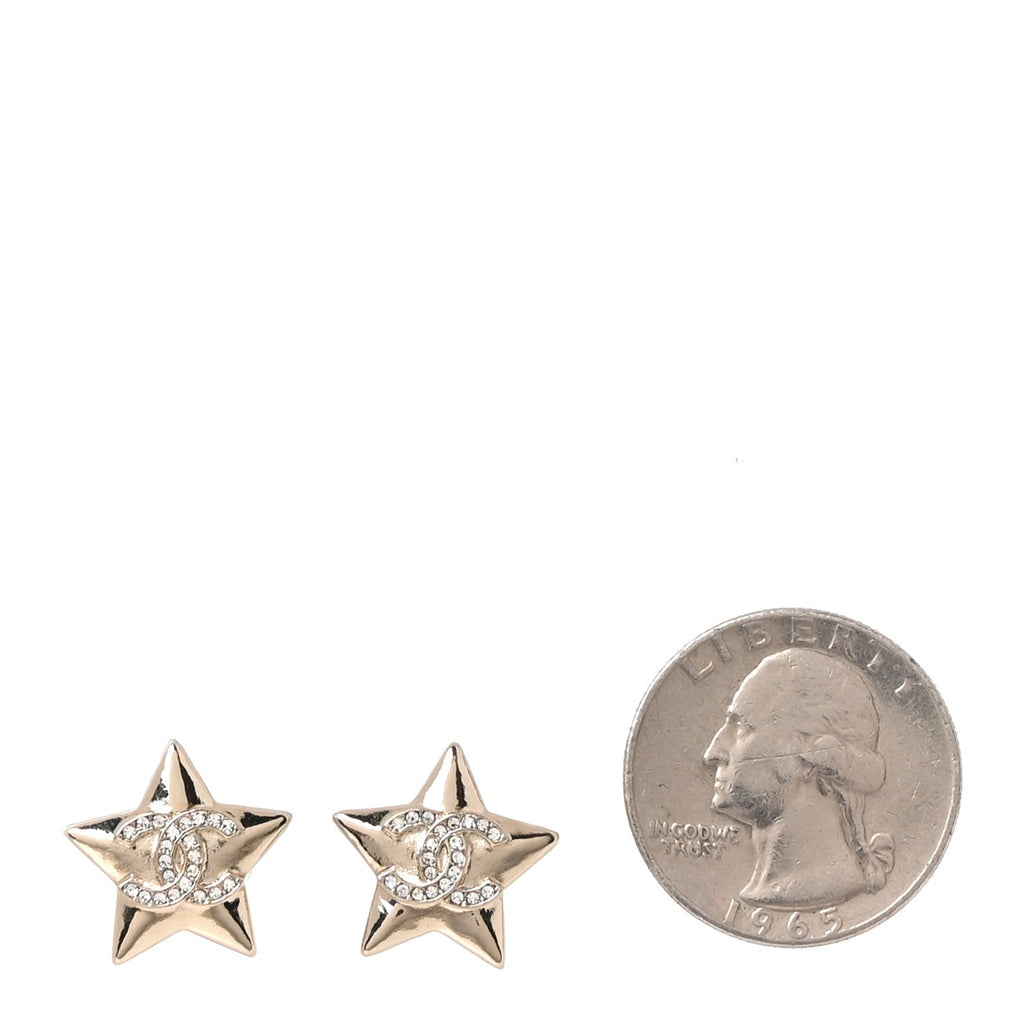 Metal Crystal CC Star Earrings Gold