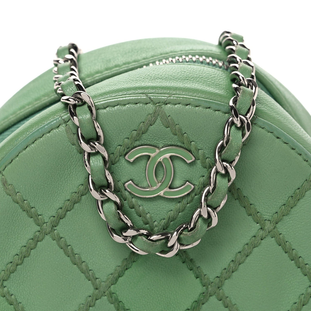 Lambskin Stitch Round Clutch With Chain Green