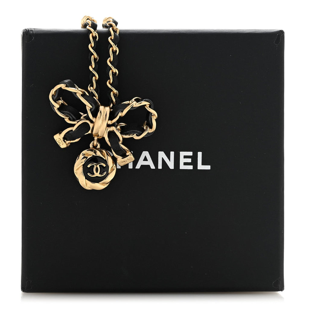 Metal Lambskin Chain CC Bow Necklace Black Gold