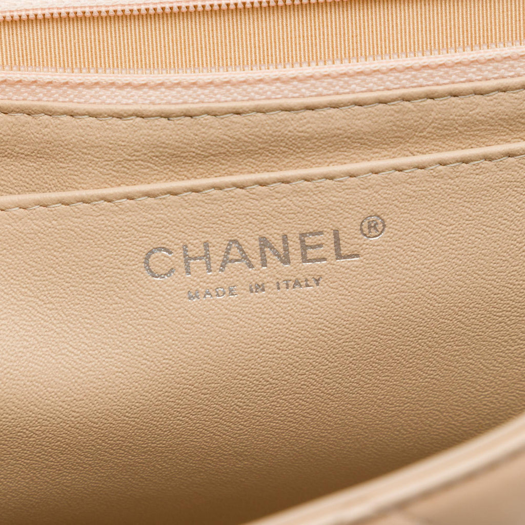 Chanel Jumbo Classic Lambskin Single Flap