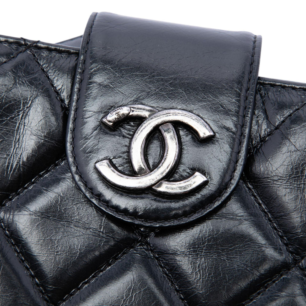 Chanel Quilted Glazed Calfskin Coco Pleats Chain Clutch