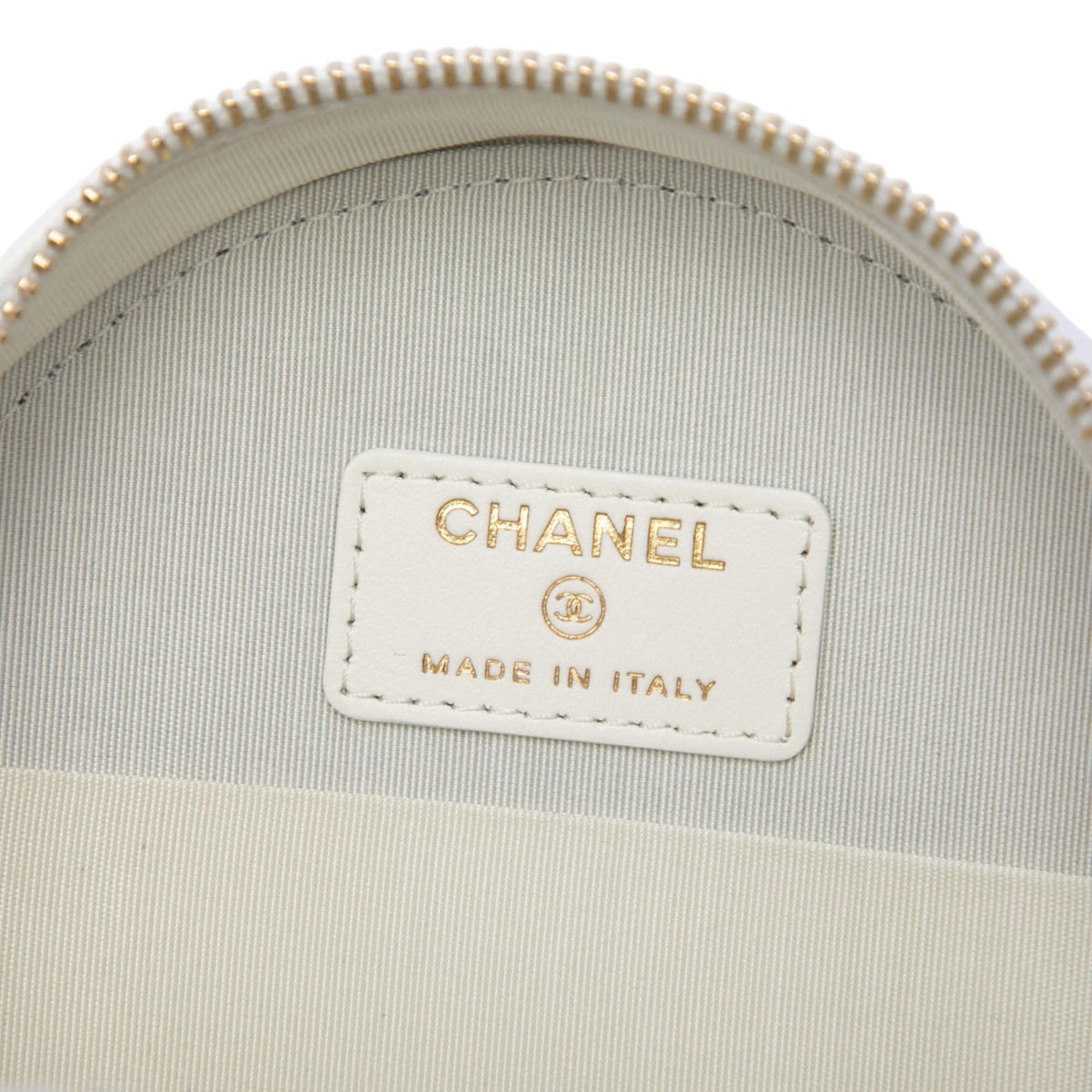 Chanel Quilted Goatskin 19 Round Clutch With Chain