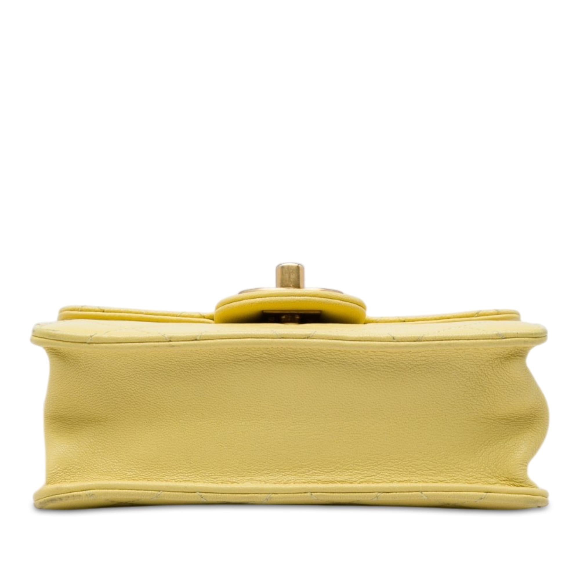 Chanel Small Quilted Lambskin Chic Pearls Flap