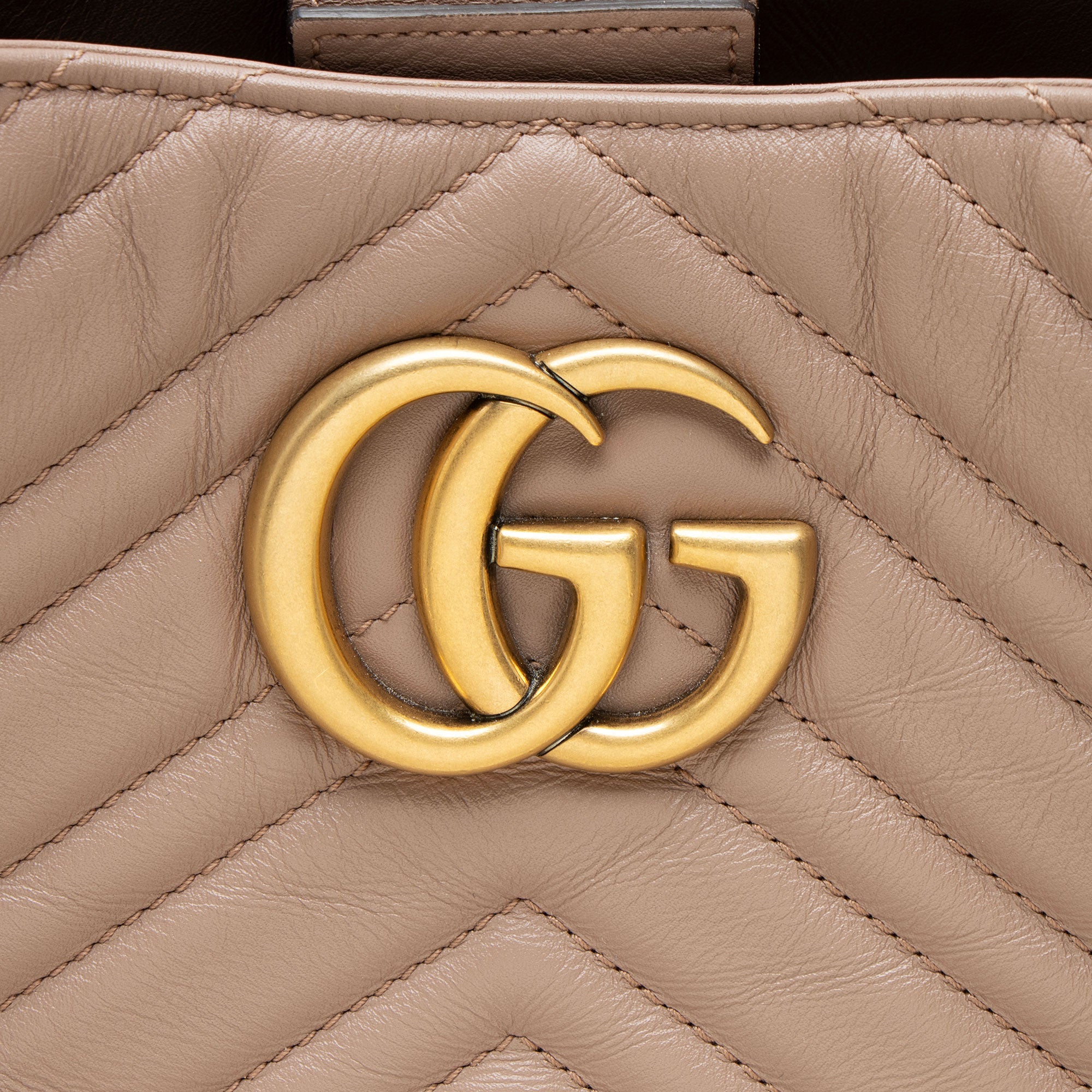 Gucci Matelasse Leather GG Marmont Medium Chain Shoulder Bag