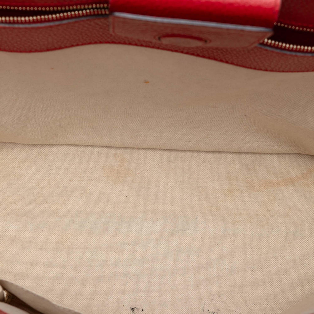 Gucci Medium Leather Swing Tote