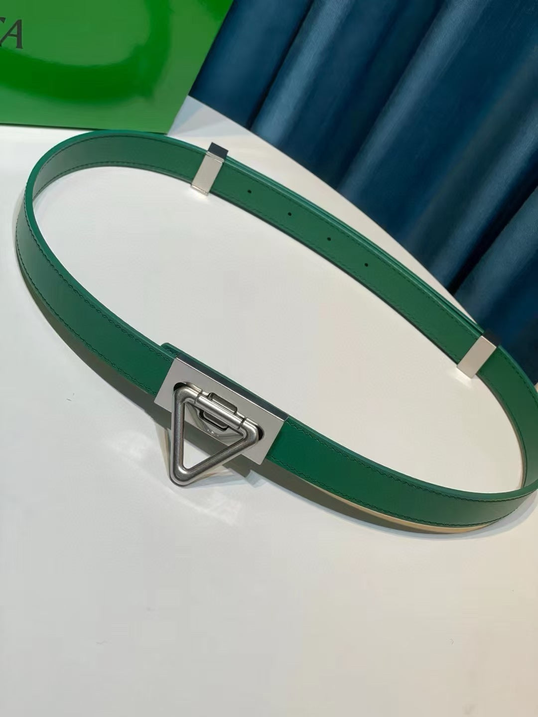 BOTTEGA VENETA  BELT TRIANGLE CALFSKIN LEATHER