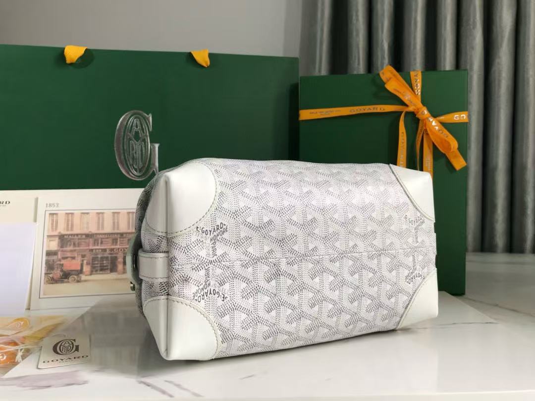 BOWLING TOILETRY BAG 25 IN WHITE GOYARDINE CANVAS AND CALFSKIN