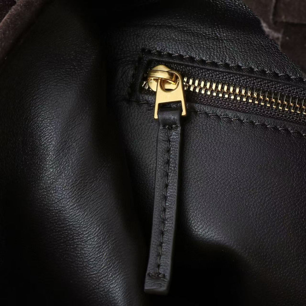 BV 25 Hop Bag Dark Brown Suede