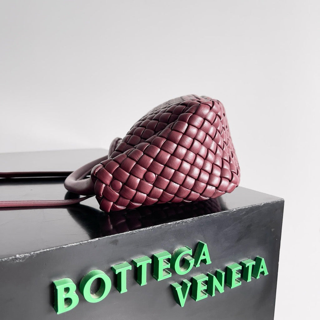 BV 2025 Cobble Bag 23cm Barolo Lambskin